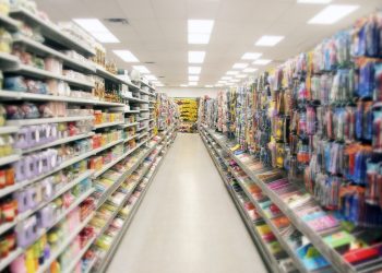 Items to Buy and Not Buy at the Dollar Store