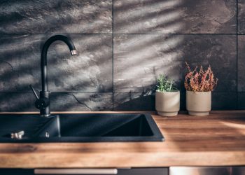 A Guide to Choosing the Right Luxury Kitchen Sink