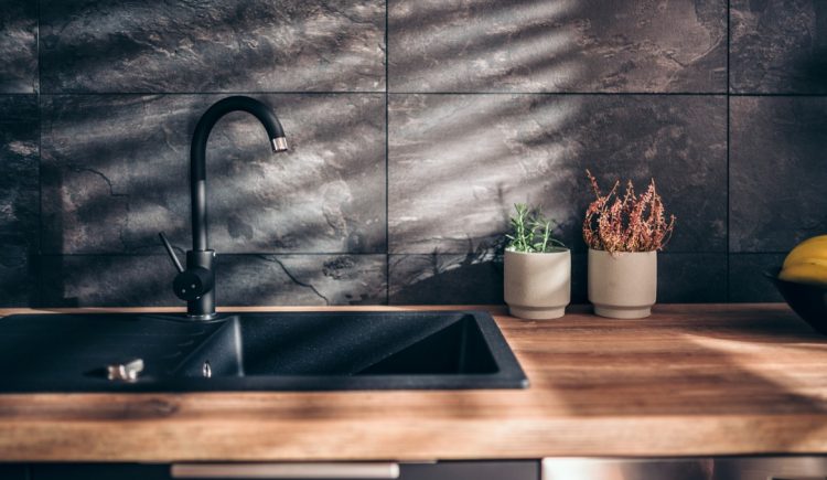 A Guide to Choosing the Right Luxury Kitchen Sink
