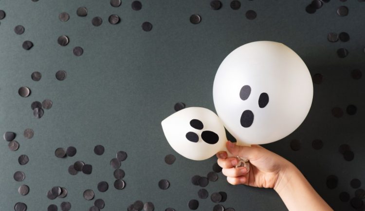 Garden of Ghosts: A Family-Friendly Halloween Craft