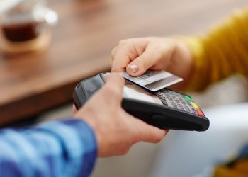 Why You Shouldn’t Buy Furniture and Decorations on Impulse