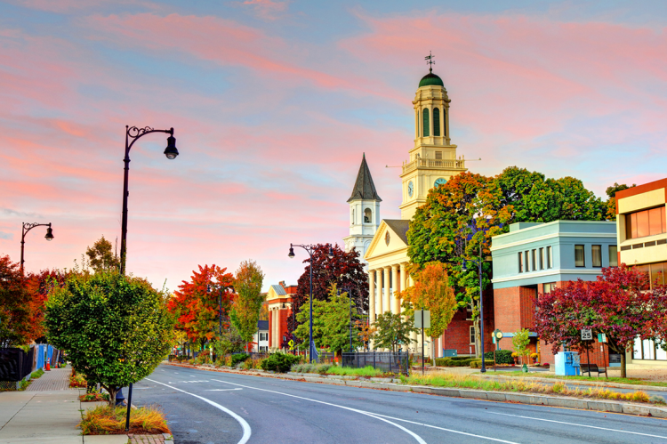 RE/MAX Expands in Massachusetts