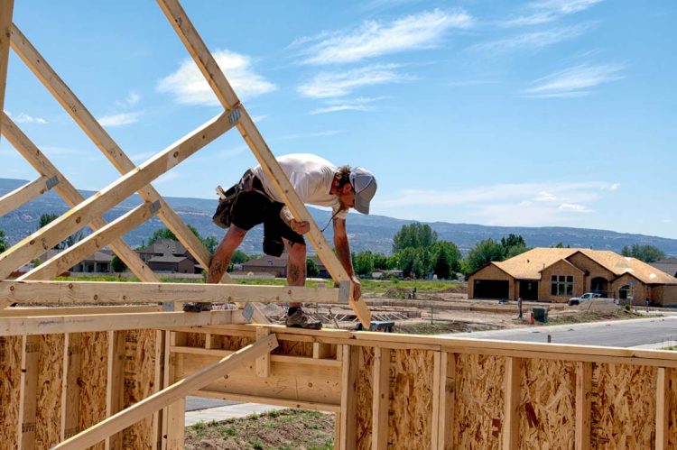 October Sees Major Job Bump, But Continued Construction Worker Shortages Pose a Challenge