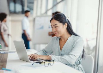 SCV Opens Applications for 2022 REACH UK Program