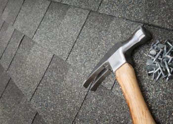 Why You Shouldn’t Try to Repair Your Roof Yourself