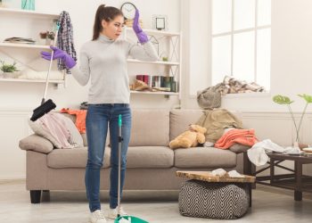 4 Tips to Gradually Decrease Clutter