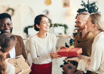 Top 5 Holiday Gifts for Everyone on Your List