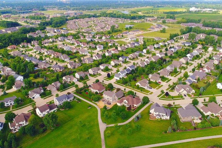 Forecast: 2022 Real Estate Market Will be a Mixed Bag