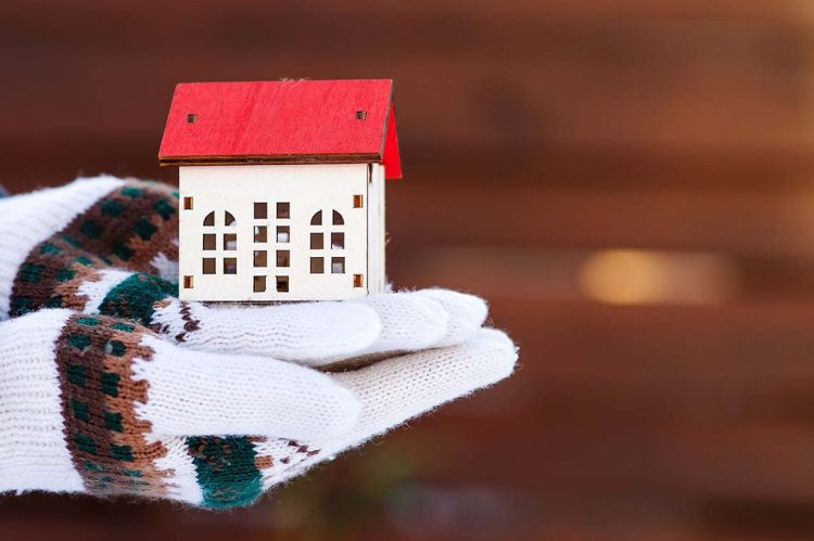 Home-Buying Competition Heating Up for the Holidays