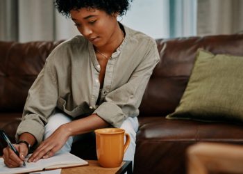 5 Journaling Tips to Help Maintain Your Routine