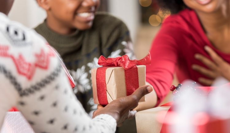 5 Sentimental Holiday Gifts for Every Family Member