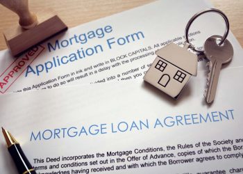 Mortgage Applications Fall, With Refinance Incentives Down