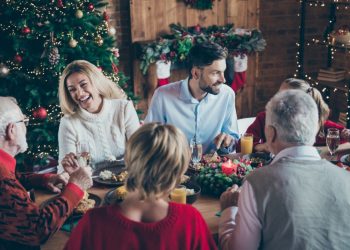 A Stress-Free Holiday Entertaining Guide
