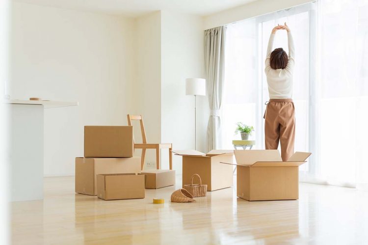 Single Women Buyers Take the Lead, Outpacing Men in Home-Buying