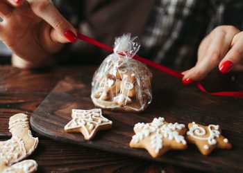 How to Throw the Best Cookie Exchange Party
