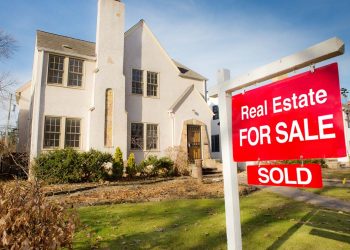 2022 Could See Another Home-Buying Frenzy