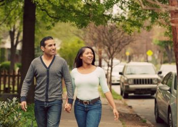 How to Fall in Love With a New Neighborhood