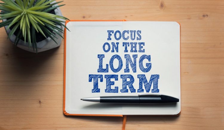 Why You Should Choose a Long-Term Investment Strategy and Stick to It