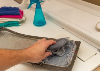 6 Tips for Cleaning Your Washer and Dryer
