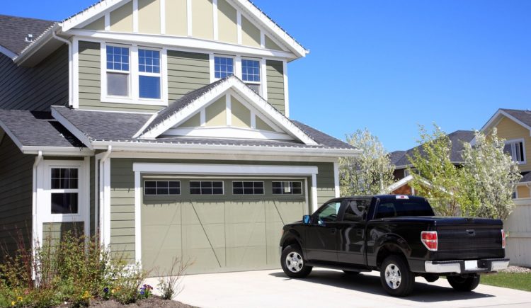 Can Parking on Your Driveway Cause Damage?