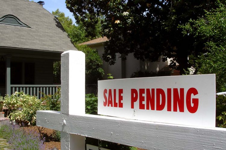 Tight Supply Drives Pending Home Sales Down in December