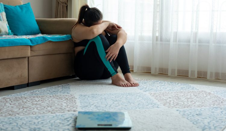 Why Dramatically Cutting Calories to Lose Weight May Backfire