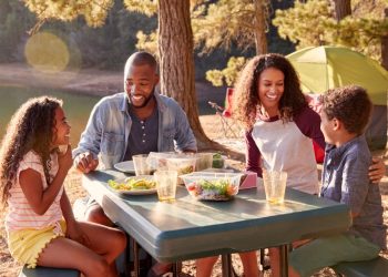 Creative Things to Do With Your Family During Showings of Your Home