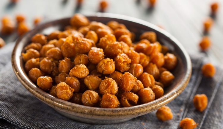 Simple Superfoods: Roasted Chickpea Recipe