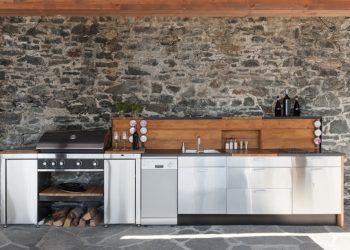 Elements of a Well-Appointed Outdoor Kitchen