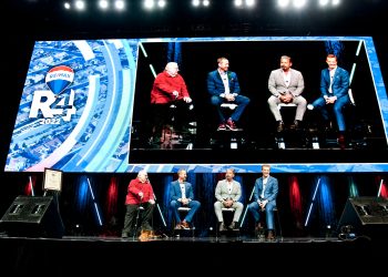 RE/MAX Announces Industry-First Production Levels at Annual Convention