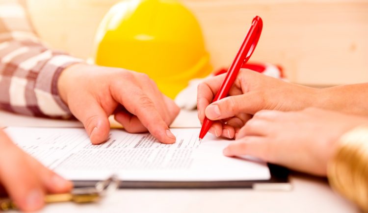 Who Has to Buy Insurance for a House Under Construction?