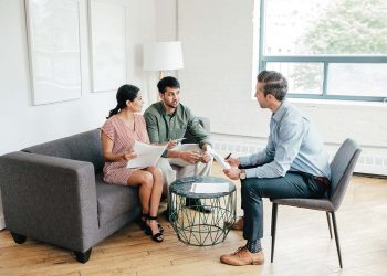 Commentary: 8 Things Your Real Estate Clients Expect From You