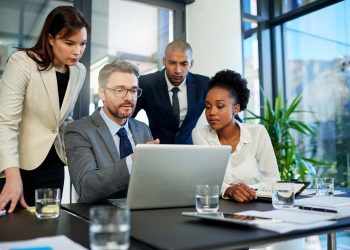 NAR Broker Tip of the Month: Inspire Young Professionals Through NAR’s Spire Mentorship Program