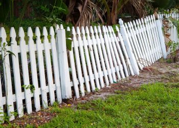 What to Do If Your Wood Fence Is Leaning