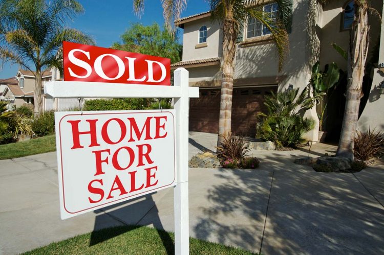 Survey: 43% of Sellers Expect Their Home to Sell Over Asking Price