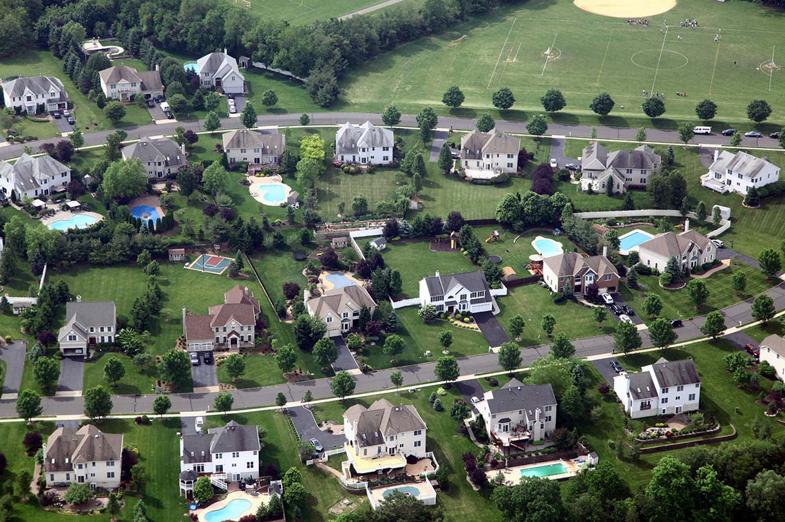 HomeServices Of America Acquires Berkshire Hathaway HomeServices New berkshire-hathaway-berandalayanan-florida-agen-real-estat-real-estate