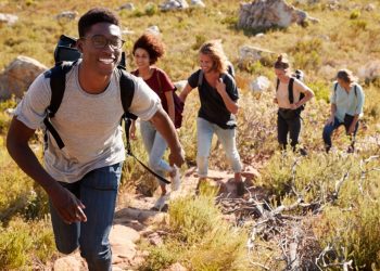 6 Essentials for Summer Hiking