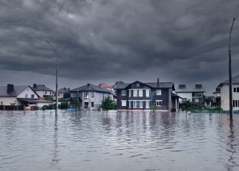 Millions of Homes at Risk of Hurricane and Storm-Surge Damages