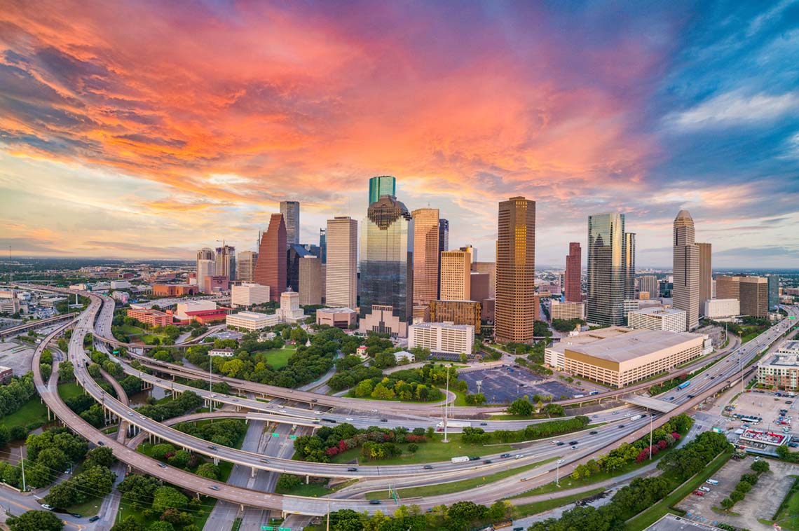 Survey: Most Houston-Area Consumers Believe This Is 'A Bad Time' to Buy — RISMedia - Vimarsana News