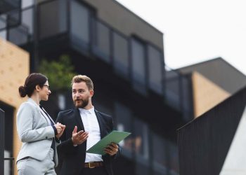 How Effective Training Creates High-Producing Agents