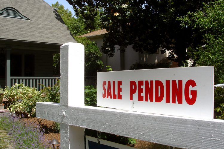 Pending Home Sales Dip in Every Region in June
