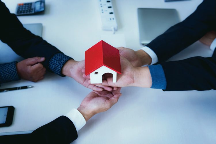 How Partnering With the Right Brokerage Empowers Real Estate Success
