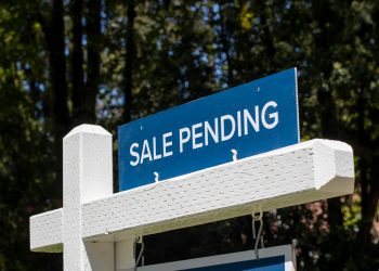Pending Sales May Show Market Floor