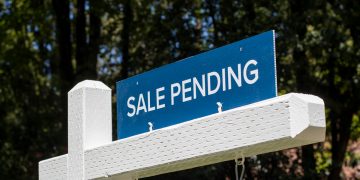 Pending Sales May Show Market Floor