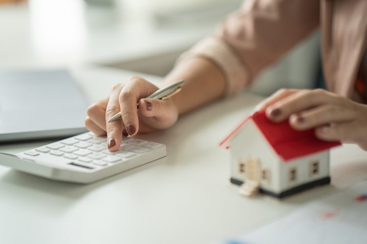 Refinances Fuel Slight Increase in Mortgage Applications This Week