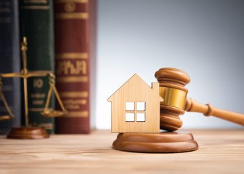 What Does a Real Estate Attorney Do?
