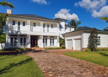 What Is the ‘Other Structures’ Coverage in Your Homeowners Insurance Policy?