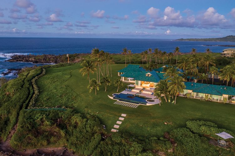 Great Spaces: Own Your Own Hawaiian Resort