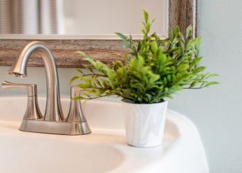 Mini Bathroom Updates You Can Make in a Weekend