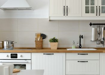 4 Tips to Get Countertops Organized
